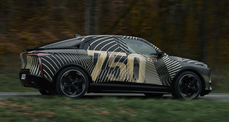 DS révèle le nom et l’intérieur de son nouveau modèle - DS annonce le nom officiel de son nouveau modèle : N°8